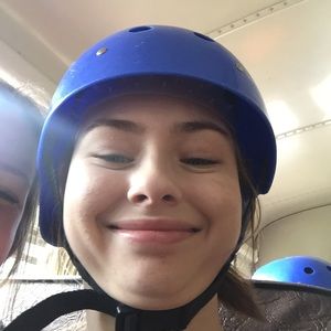 Meet your Posher, Avery